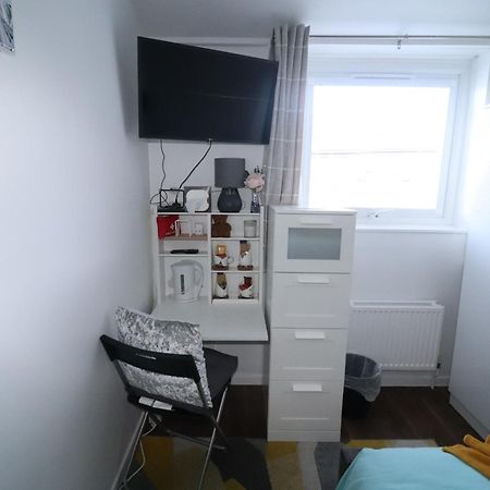 West Dulwich Home 28 Mins To London Victoria Bagian luar foto