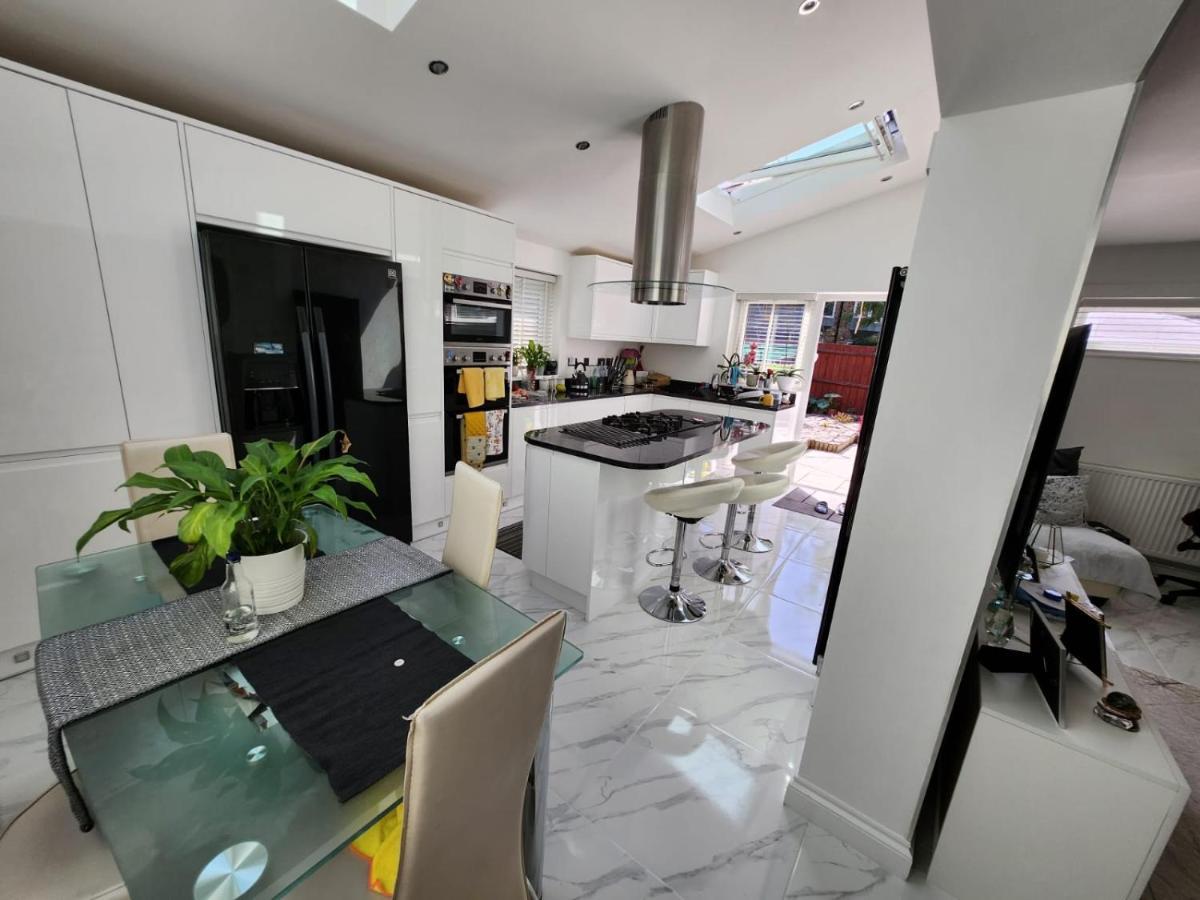 West Dulwich Home 28 Mins To London Victoria Bagian luar foto